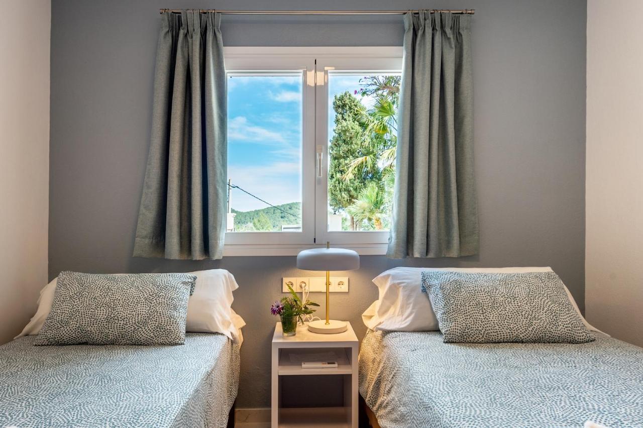 Villa Can Joan I - Fantastic Sunset Views And Family Friendly - Sant Antoni de Portmany Dış mekan fotoğraf