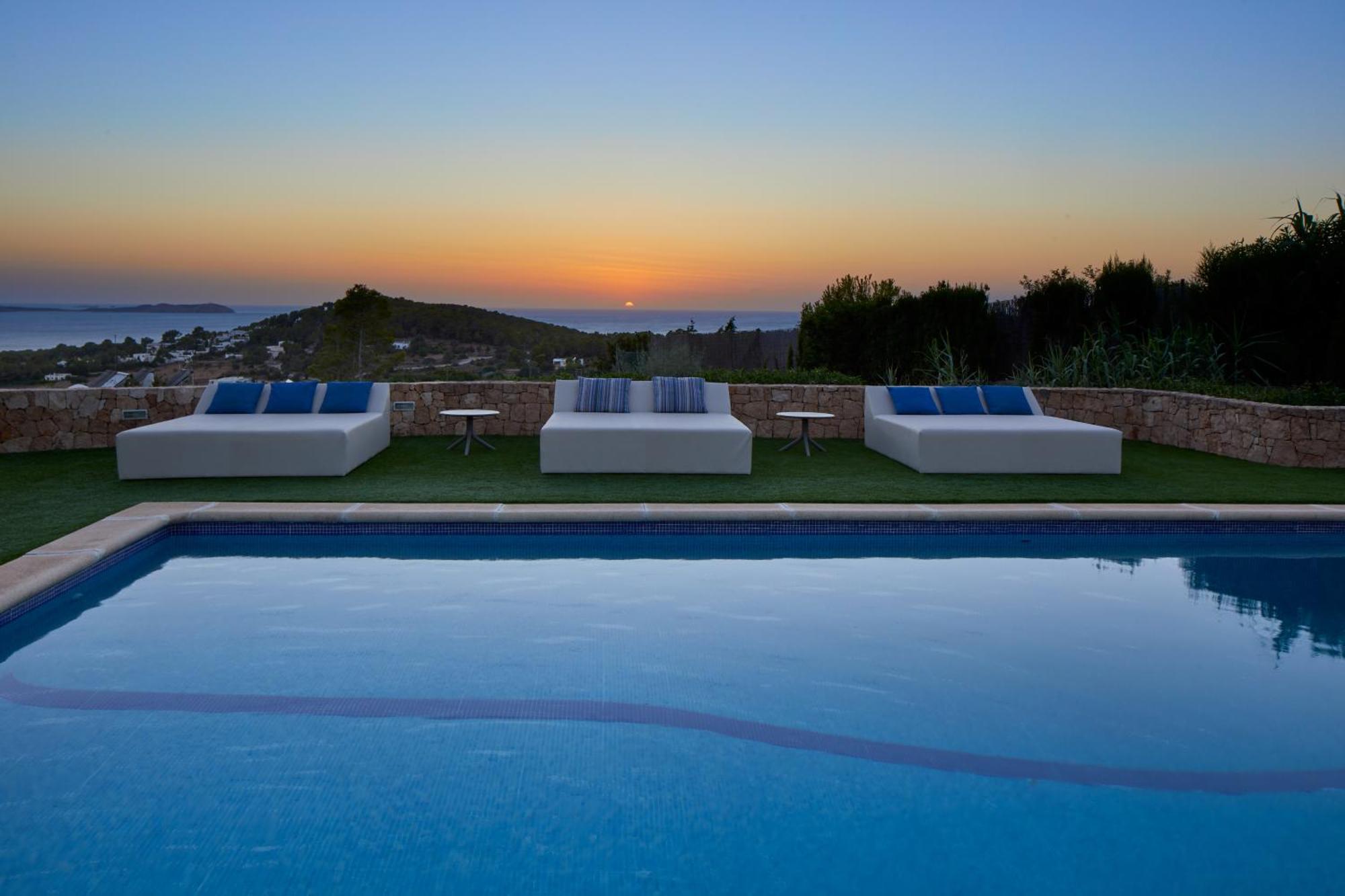 Villa Can Joan I - Fantastic Sunset Views And Family Friendly - Sant Antoni de Portmany Dış mekan fotoğraf