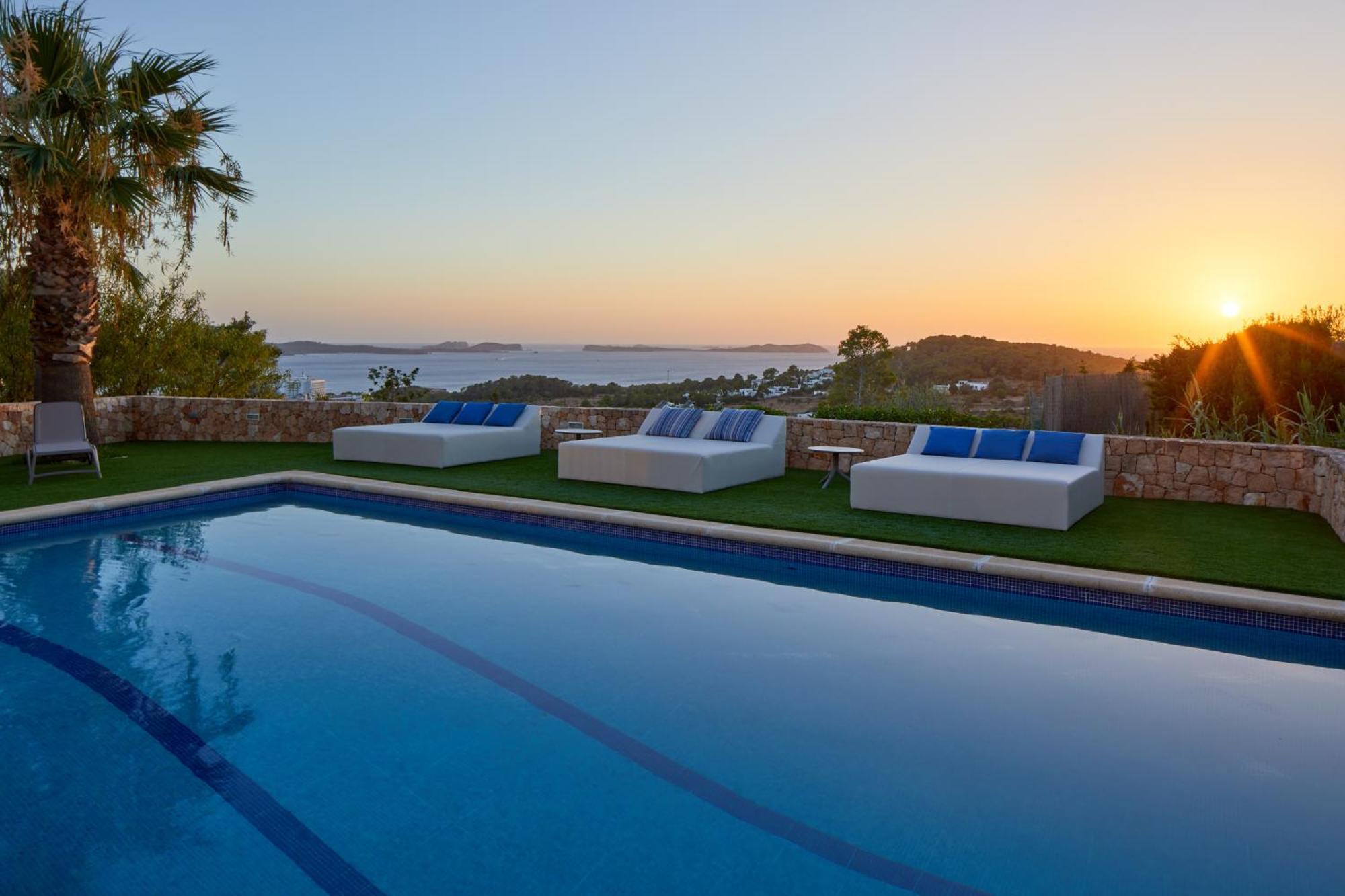 Villa Can Joan I - Fantastic Sunset Views And Family Friendly - Sant Antoni de Portmany Dış mekan fotoğraf